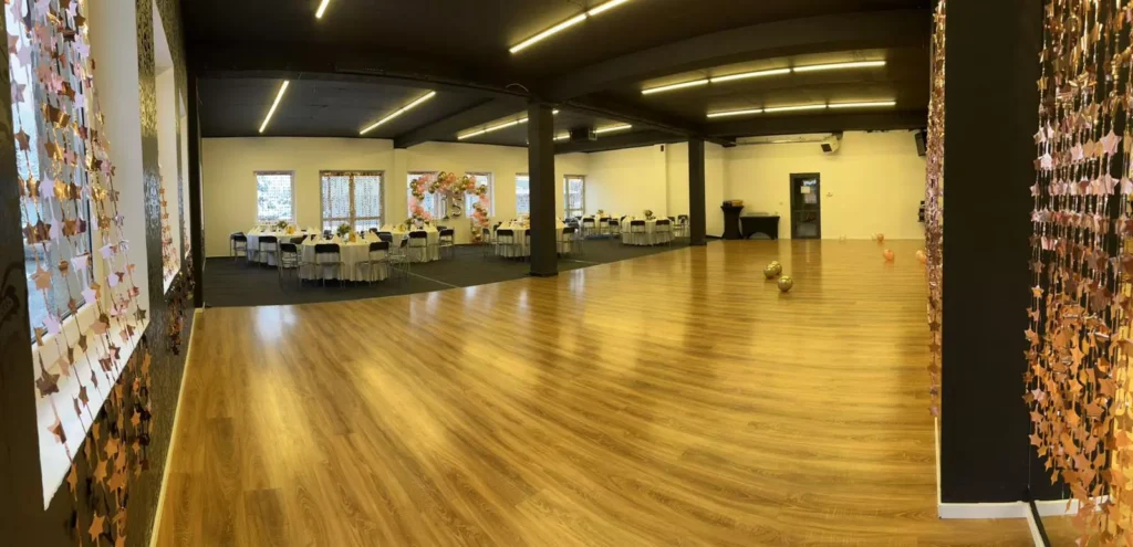 Sala bankietowa przygotowana na urodziny