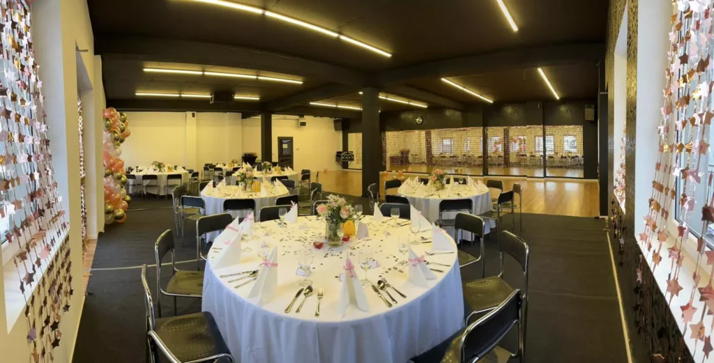 Sala bankietowa przygotowana do organizacji eventu